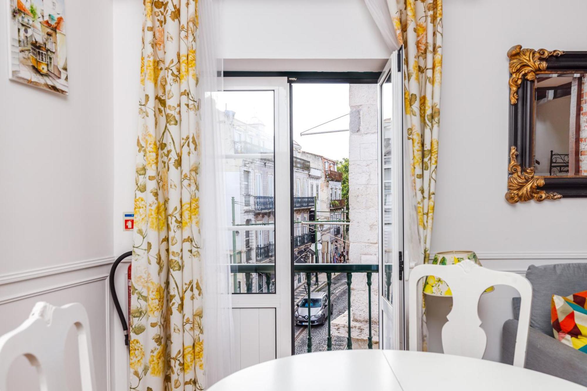 Splendid Apartament Alfama-Center Lägenhet Lisboa Exteriör bild